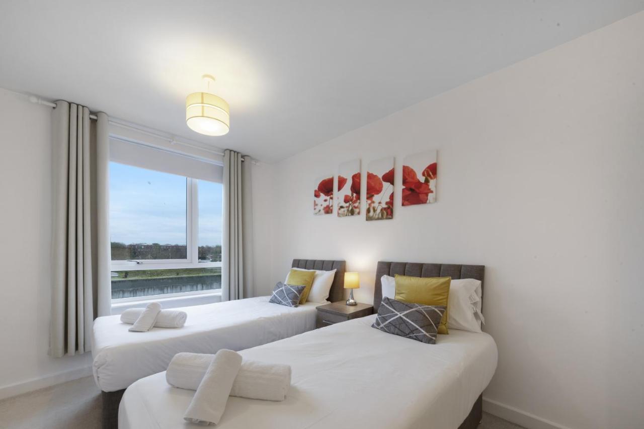 K Suites - Town Centre Hatfield Хатфилд Экстерьер фото