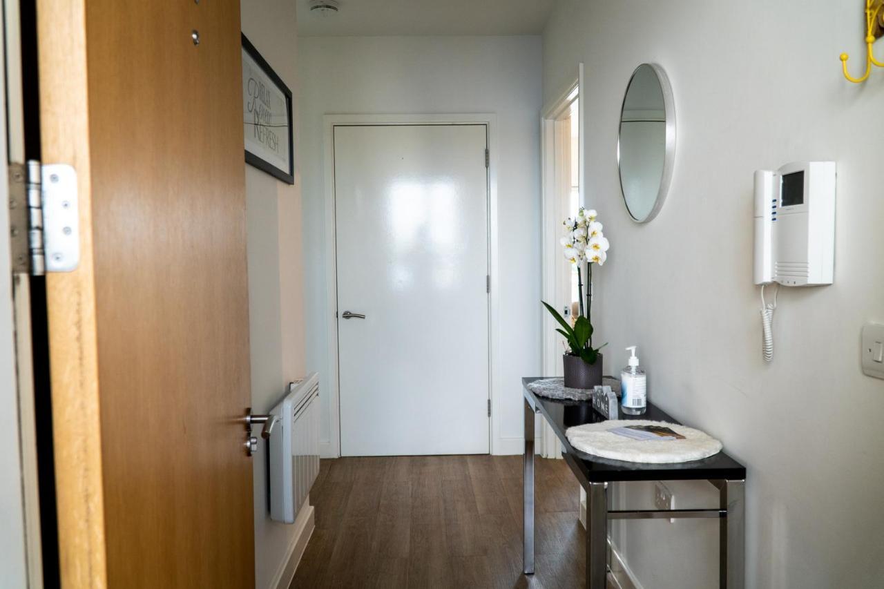 K Suites - Town Centre Hatfield Хатфилд Экстерьер фото